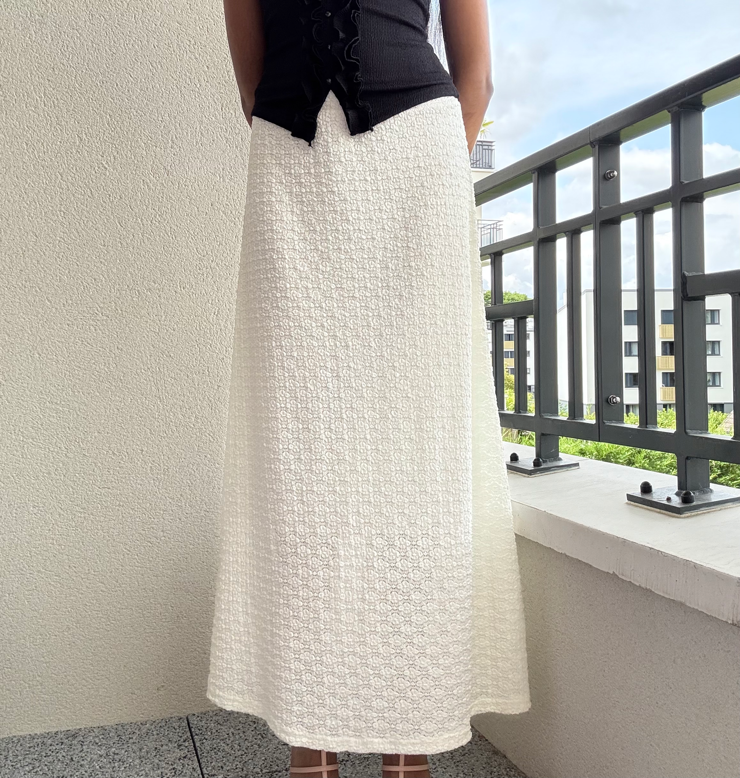 Jupe longue ample en dentelle gaufrée taille élastique